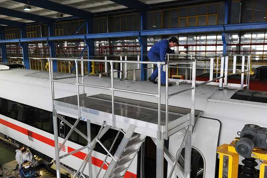 Mobil vedlikeholdsplattform som tilgangsløsning for arbeid på togtak, inkludert ICE-tog