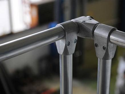 KRAUSE systemrekkverk sørger for sikkerhet i høyden