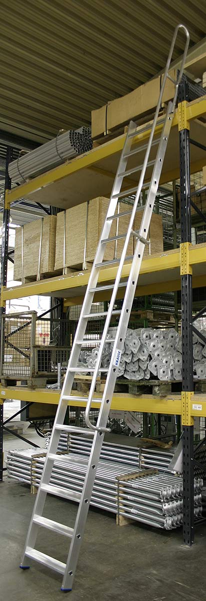  Tilpassede stiger, stasjonære og mobile Tilpassede stiger, stasjonære og mobile